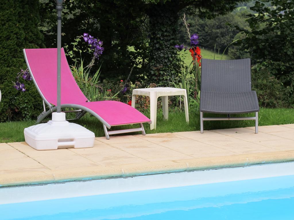 Hôtel Deshors-Foujanet Chamboulive Buitenkant foto